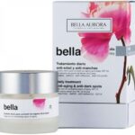 Bella Aurora - Anti Donkere Vlekken en Anti-Veroudering Behandeling Bella Aurora - Vrouwen - 50 ml