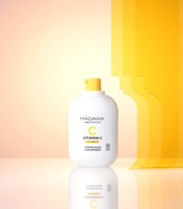 MÁDARA Vitamine C Intense Glow Serum 30 ml - vitamin c en e - vegan - Image 3