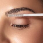 Artdeco Clear Lash And Brow Gel Transparent Mascara For Eyelashes And Eyebrows 10 Ml - Image 2