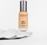 MÁDARA Skin Equal Foundation #40 Sand 30 ml - vegan - SPF 15 - Image 3