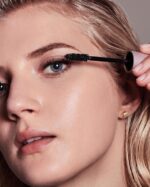 Max Factor Volume Infusion Mascara - Black - Image 3