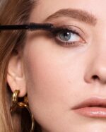 Divine Lashes Mascara - Volume Mascara 4 Ml - Image 4